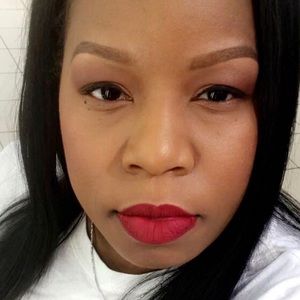 Meet your Posher, Viola